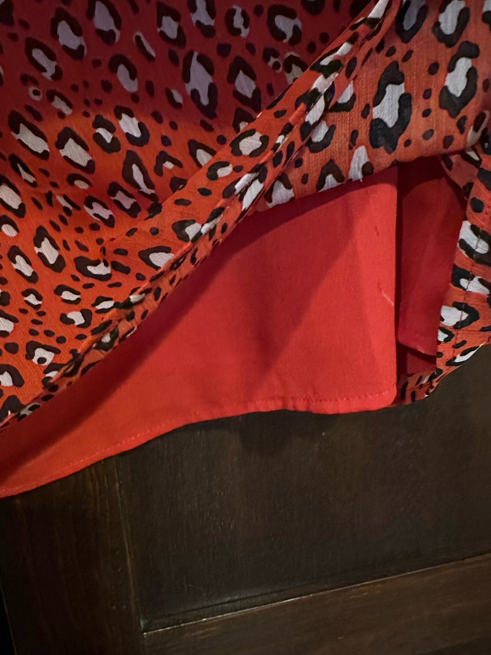 Sanctuary • women’s blouse • top • back button • extra button • flowy - Picture 5 of 8